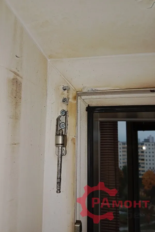 ремонт петель на стеклопакетах