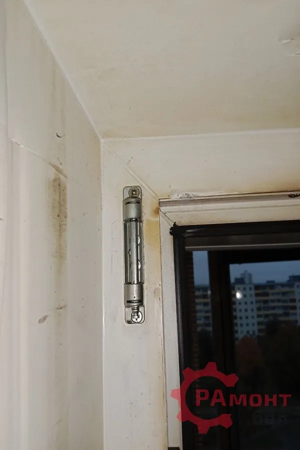 замена петель на стеклопакетах