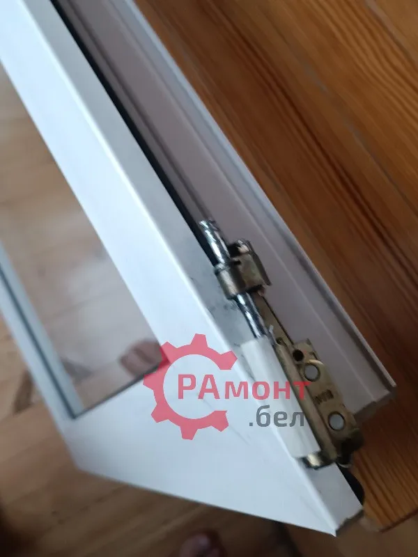 ремонт петли на окне