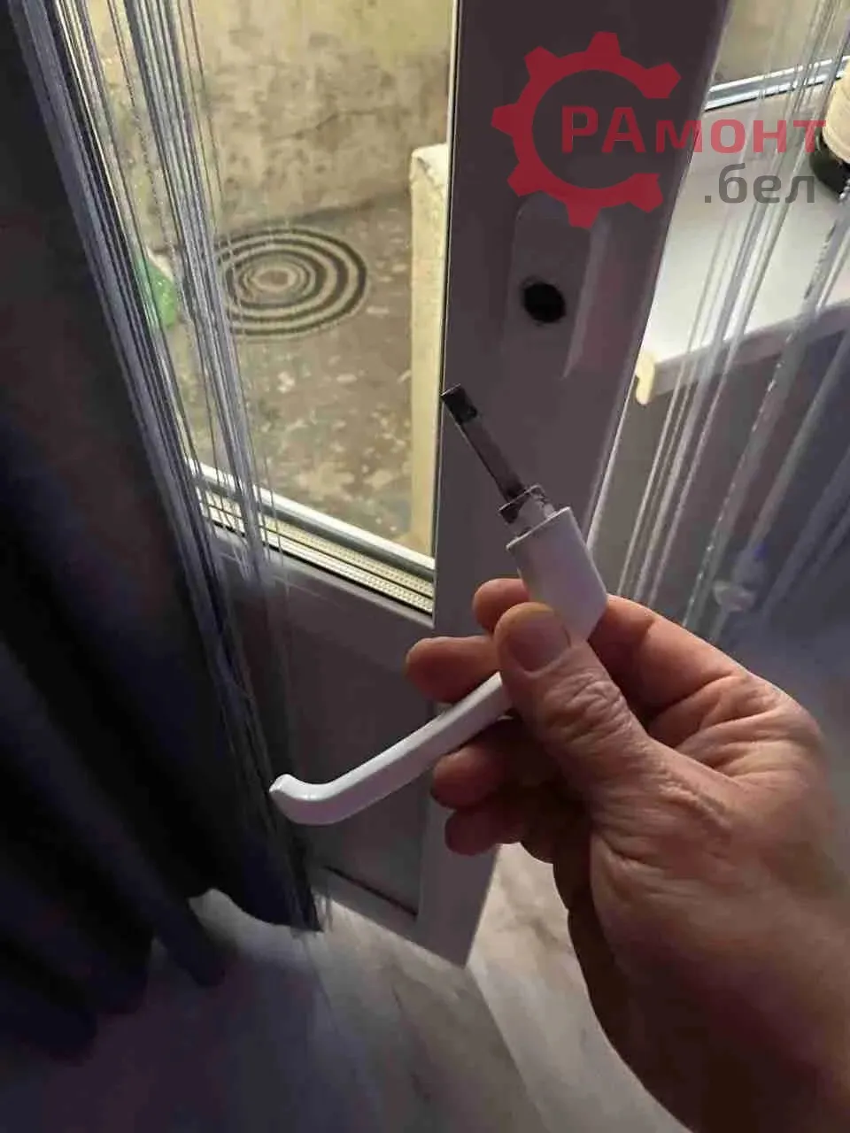 регулировка балконной двери